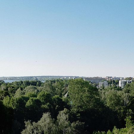 Нова Гарна Та Чиста, Квартира Біля Парку Та Озера Ternopil Dış mekan fotoğraf